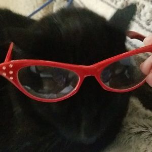 Red catseye glasses (no prescription)